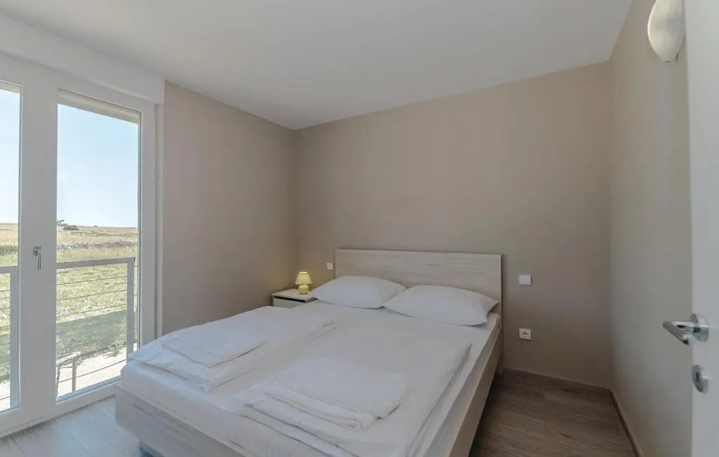 Edilnova Apartment Povljana