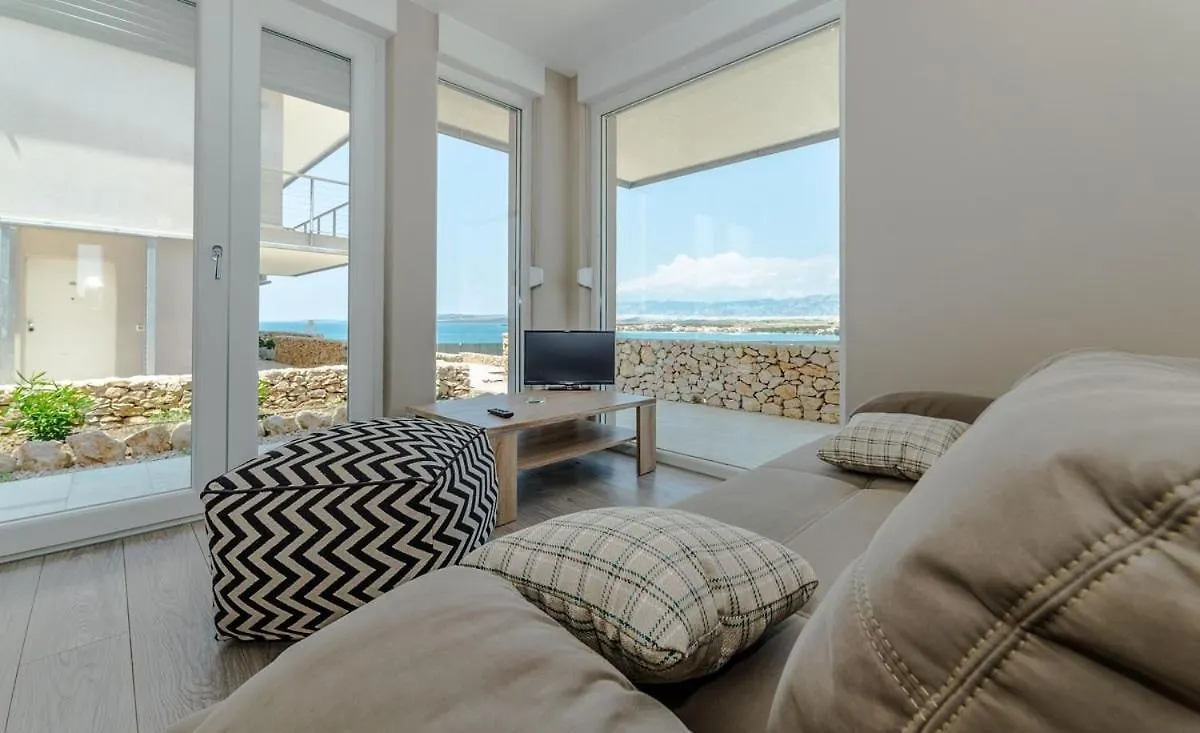 Edilnova Apartment Povljana Croatia
