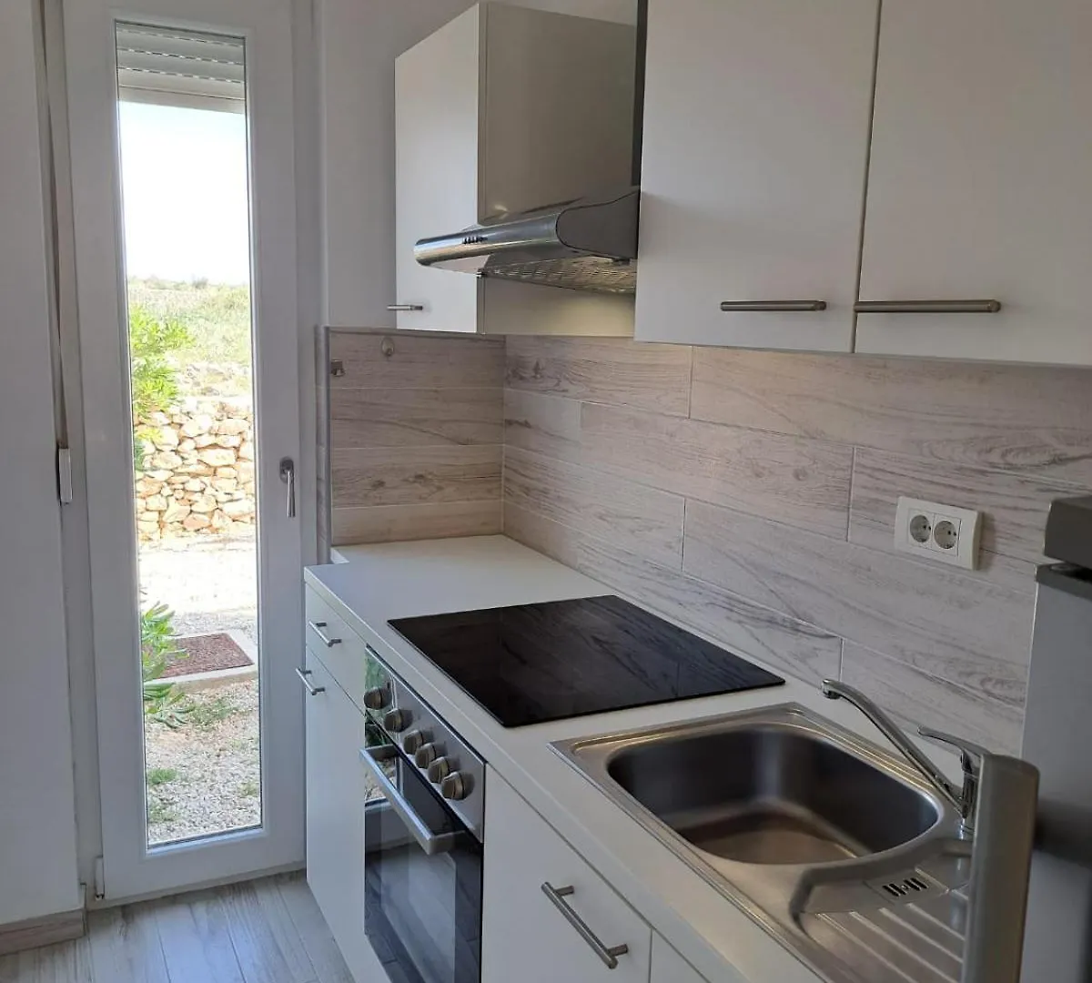 Edilnova Apartment Povljana
